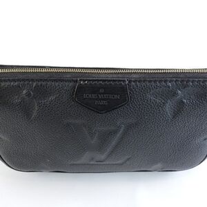 Louis Vuitton Monogram Empreinte Leather Pochette Black Textured Clutch